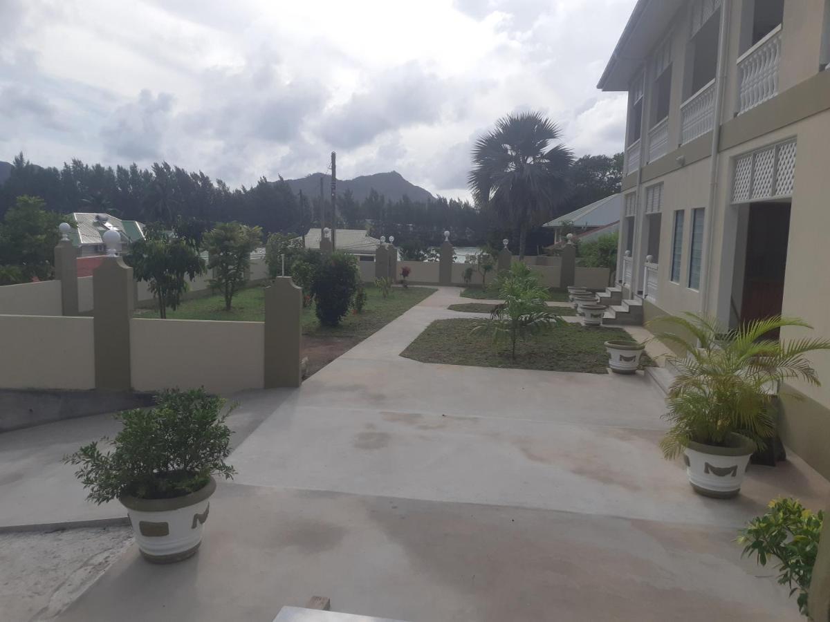 La Residence D'Almee Guesthouse Baie Sainte Anne Esterno foto